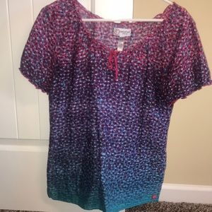 Women’s scrub top